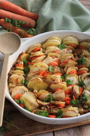 Ovenschotel met wintergroenten en aardappelen